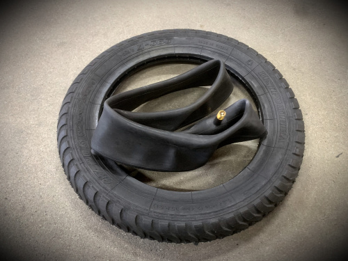 1шт+1шт Петрошина Покрышка 12 (47-203) Л-363 + Камера 12 (47/62-203/205)