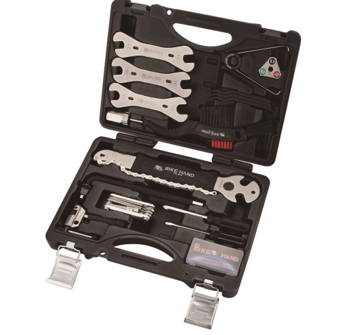 Набор 6-230083 инструментов YC-720  "ALL IN ONE", 15 позиций: аптечка, монтировки, выжимка, ключи, отвертки, съемники и пр., в пласт. кейсе  BIKEHAND