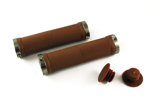 Ручки .CLO201 на руль 3-157  резиновые 130мм с 2 фиксат. коричнево-серые анодир. CLARKS