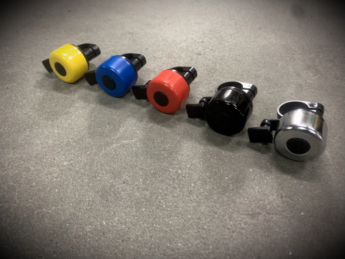 Звонок 5-420035 сталь мини цвета в ассорт. серебр, черн, красн, синий, желтый M-WAVE