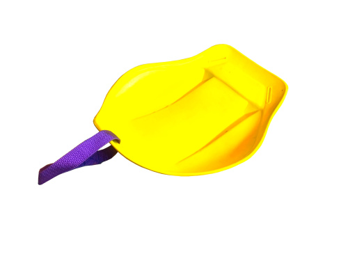 Санки с ремнем-ручкой арт 005