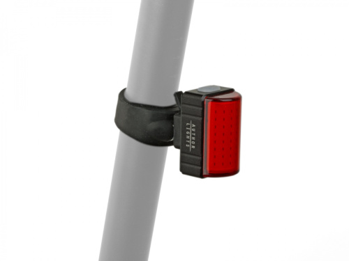 Фонарь 8-12039975 задний диоды повыш. ярк. COB LED 100люмен 7ф. A-SQUARE  Li-pol/500 mAh USB-заряд.+кабель, LOW battery indicat, 29гр, красный AUTHOR