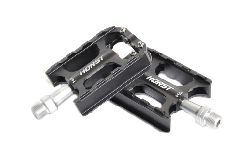 Педали HORST H04, 00-170826, алюм. ось Cr-Mo, с 3 герм. промподш. смен. шипами, черные