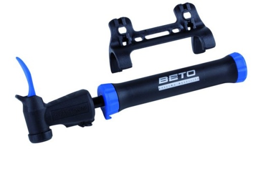 Насос ручной пласт. BETO, 5-470226, двойн. действ. универс. гол-ка с иглой д/мяча, черн.-синий