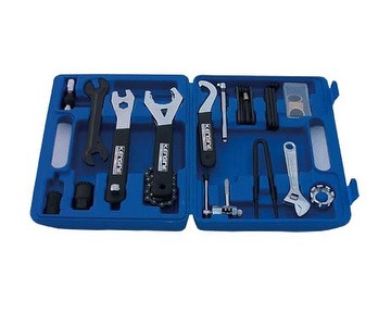 Набор 6-190056 инструментов GHT-056 универсальный 18 поз. профи в кейсе TECH