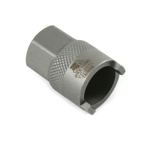 Съемник трещотки 6-150201 YC-201L под 2-а шлица, сталь серебрист. BIKEHAND