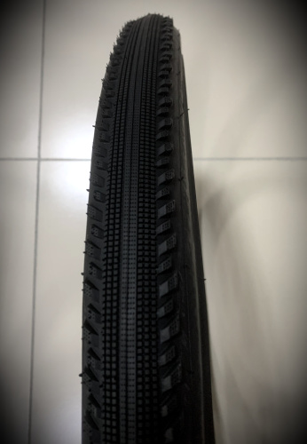 Покрышка 28x1,6 (42-622) Schwalbe HURRICANE Performance 555гр Black