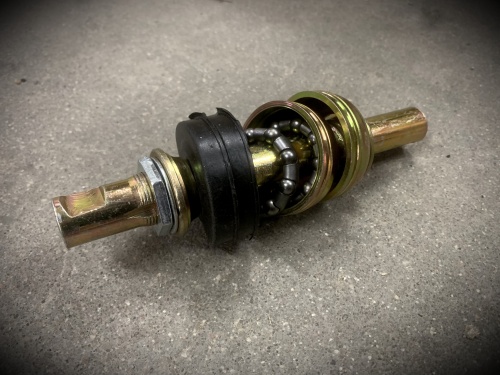 Вал каретки 28" в сборе "Минск"