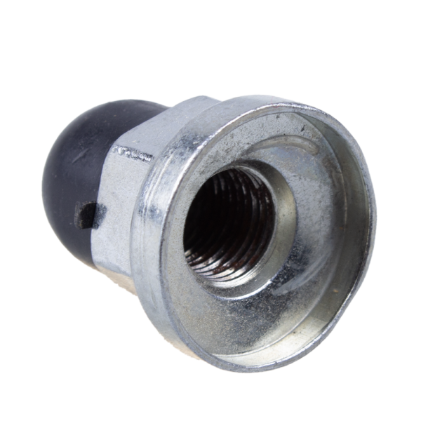 Гайка оси задней с колпачком дорожного