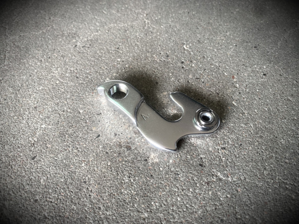 Держатель 6-170005 "петух" A-HG005 для заднего перекл. серебр. A-FORGE