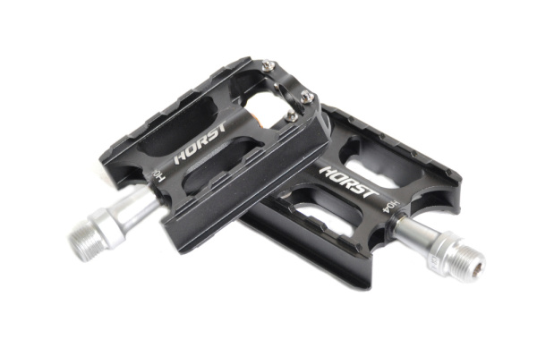 Педали HORST H04, 00-170826, алюм. ось Cr-Mo, с 3 герм. промподш. смен. шипами, черные