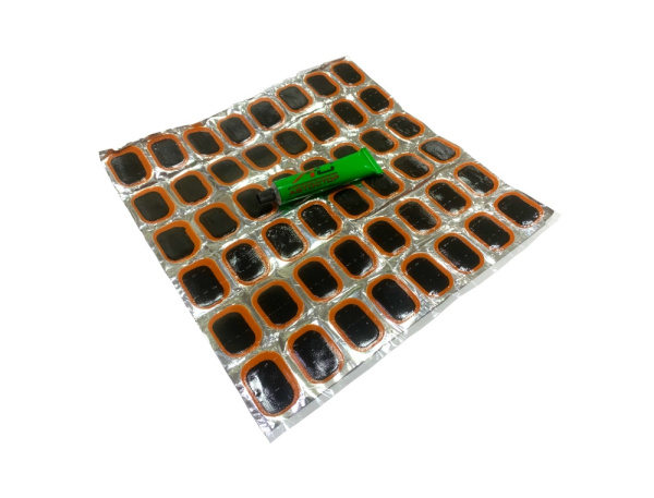 Аптечка RS-4803  в коробке (клей заплатки) Х95603